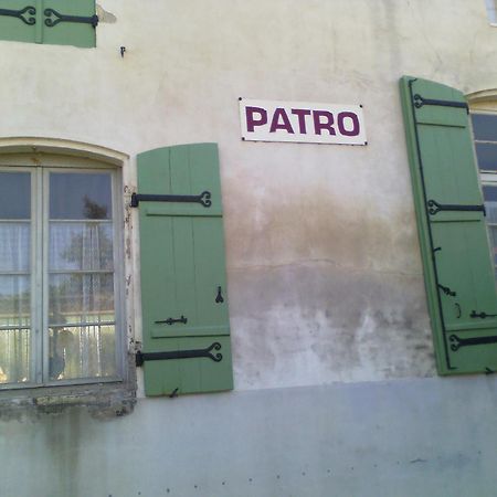 l'Ancien Patronage Hostal Caumont-sur-Garonne Exterior foto