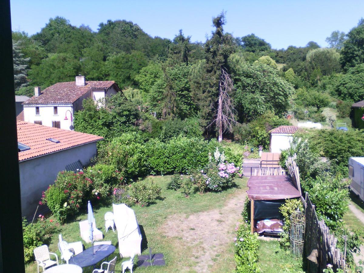 l'Ancien Patronage Hostal Caumont-sur-Garonne Exterior foto