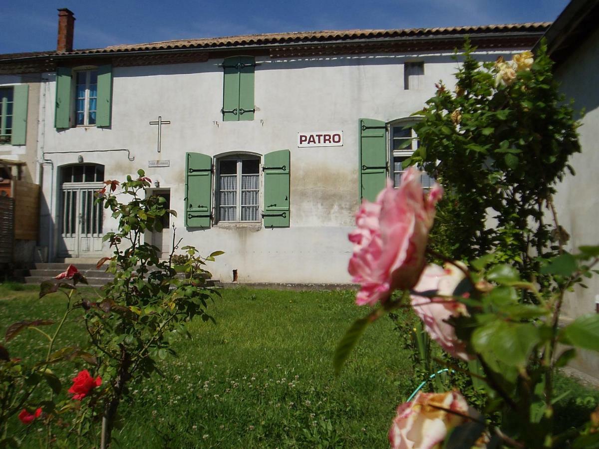 l'Ancien Patronage Hostal Caumont-sur-Garonne Exterior foto